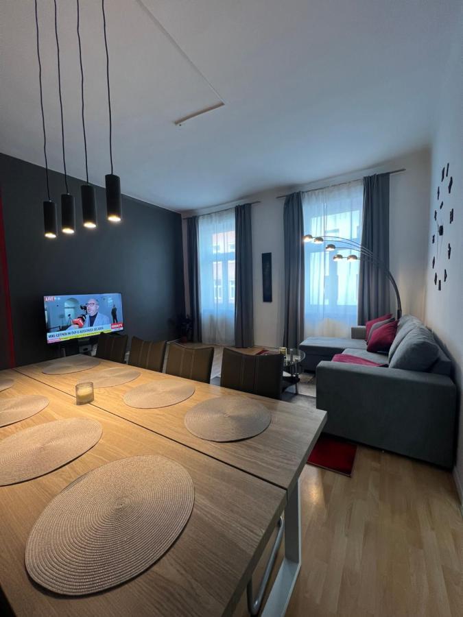 Spacious & Deluxe Big Near Prater Apartamento Viena